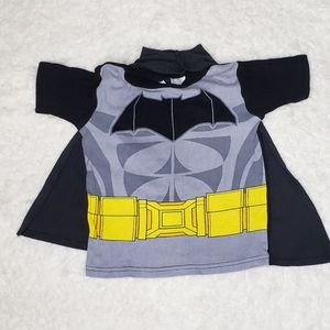👶🏾Gently worn boys Batman pajama top ONLY w/ Cape size 4t